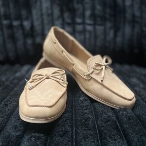 DV by Dolce Vita Women's Tan Bow Loafers